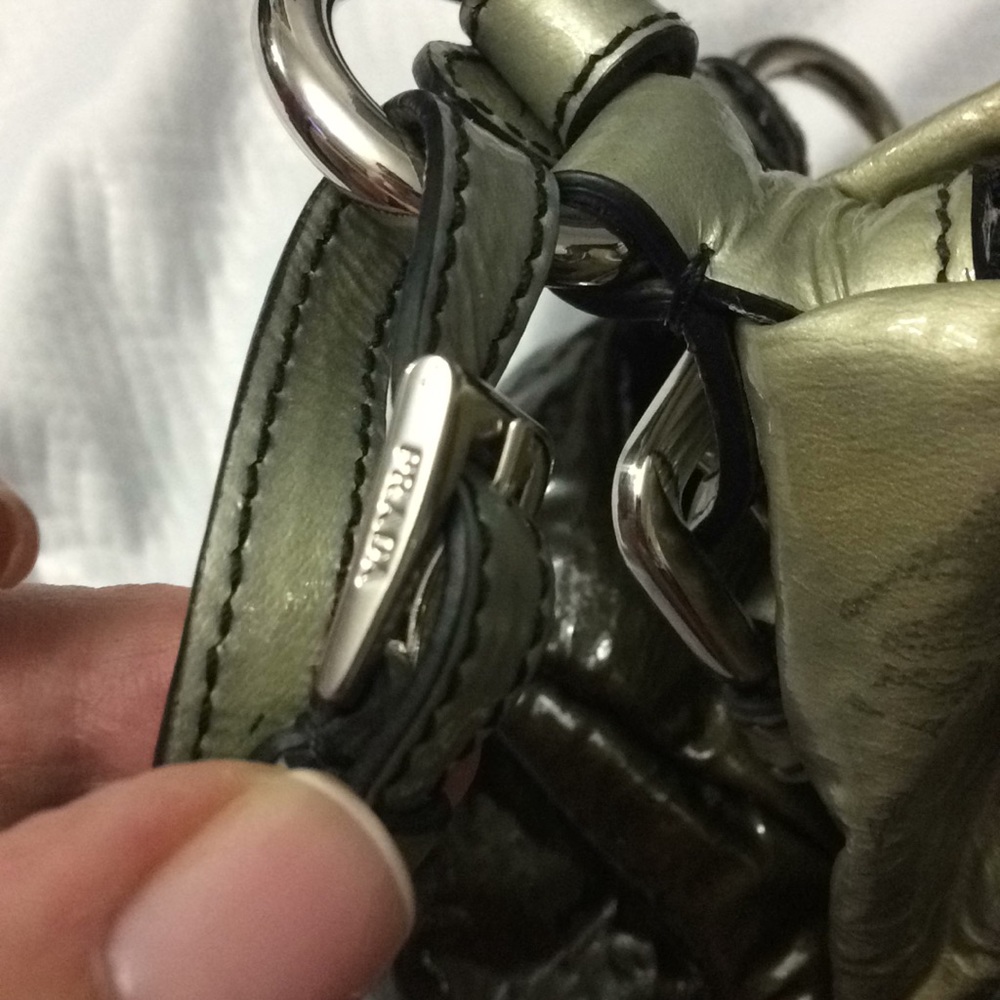 Prada bag - Picture 3 of 6